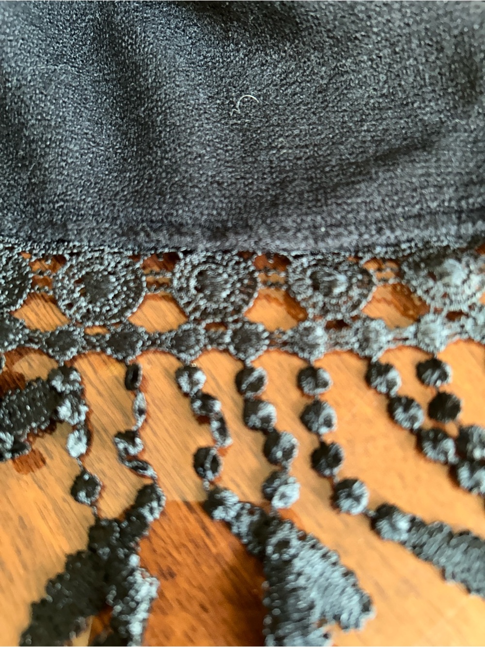 Black Lace Fringe Scarf Wrap 23“ x 61“ pom-pom ties